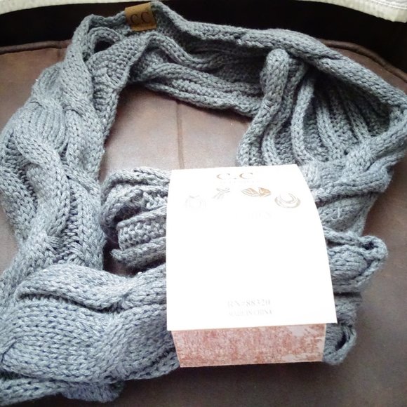 Infinity Grey Scarf - Picture 1 of 3